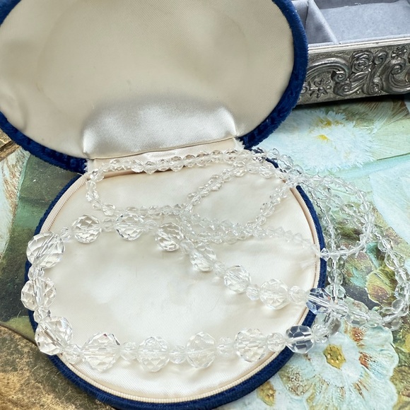 Vintage Deco Crystal Clear Necklace - Picture 16 of 17